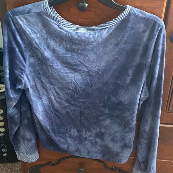 Blue tie dye long sleeve - Picture 2 of 3